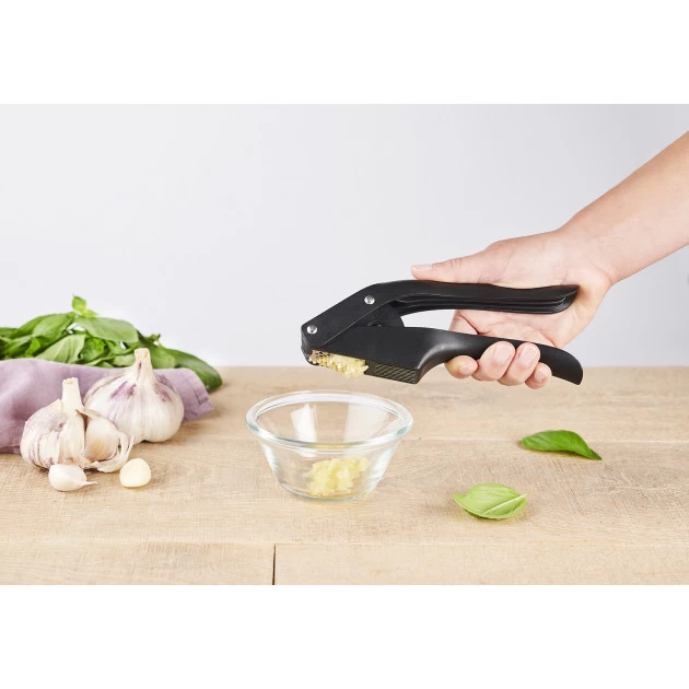 Presse Et Tranche Ail Noir Mastrad – Image 3